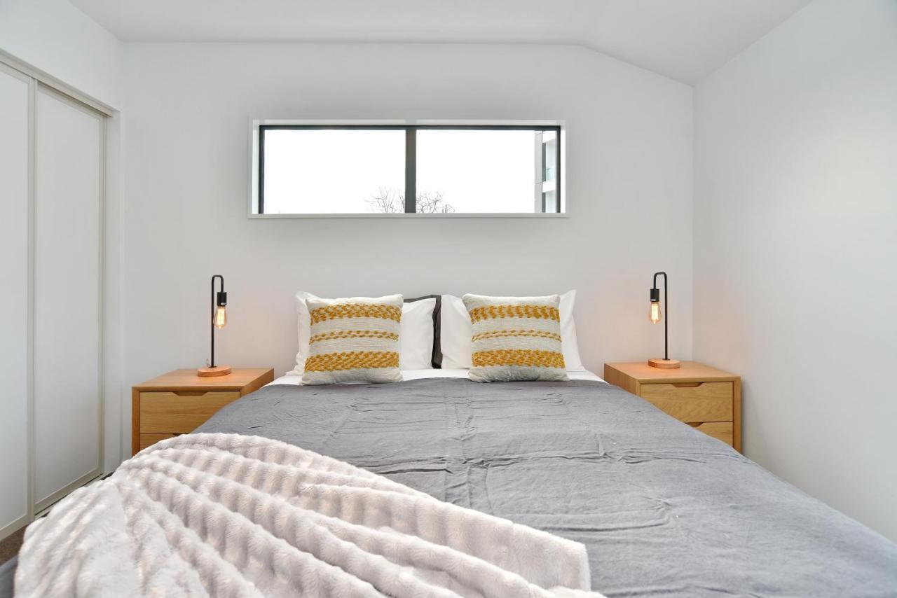 Salisbury Style - Modern - Homes Apartamento Christchurch
